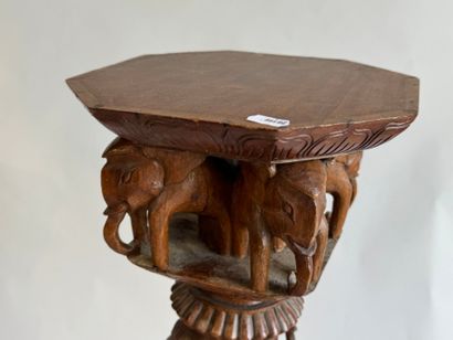 ASIA, 20th century.
Pair of octagonal tripod...