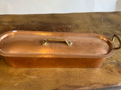 Fishmonger in copper and metal.
18 x 66 x...