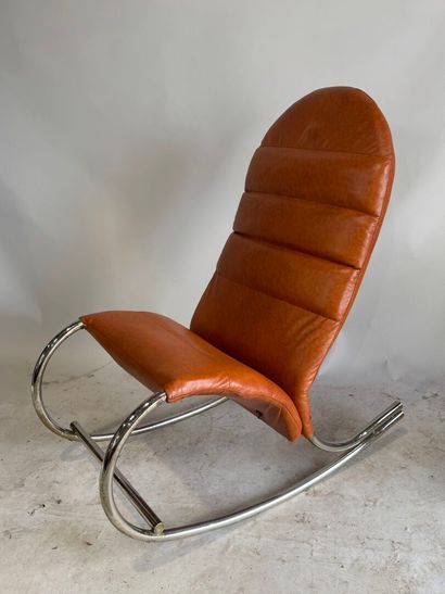 Rocking chair in skai, the base in tubular...