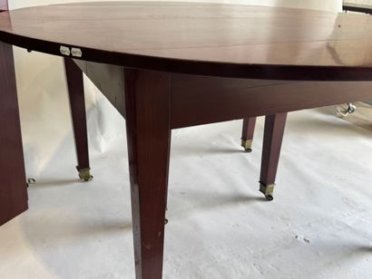 Six-leg flap table with oval mahogany top,...