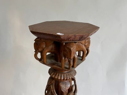 ASIA, 20th century.
Pair of octagonal tripod...
