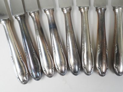 Lot de bibelots comprenant : 
- CHRISTOFLE,...