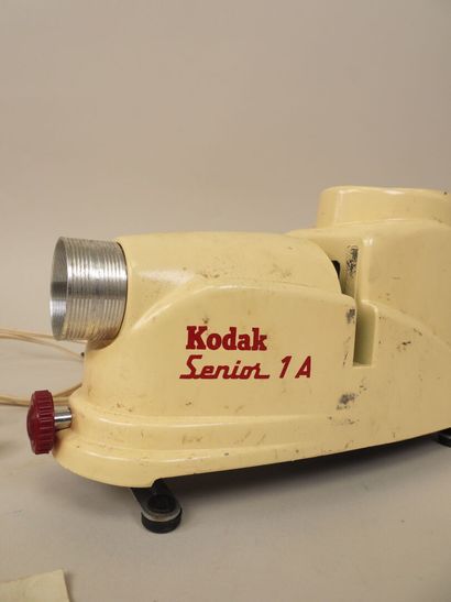 KODAK.
Projecteur de diapositives Senior...