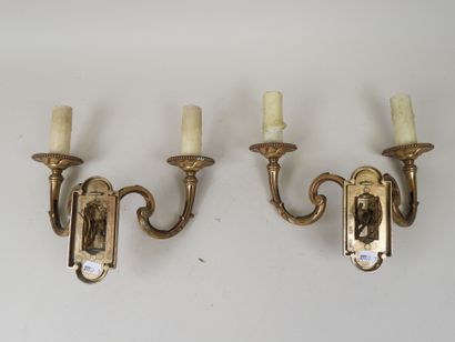 Paire d'appliques en bronze doré à deux bras...