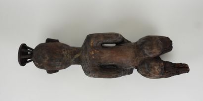 AFRIQUE. 
Sculpture en bois et métal à figure...