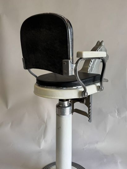 ZERBIN in TURIN.
Small hairdresser's chair...
