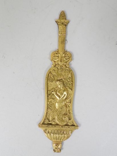 Élément de décoration en bronze à décor d'une...