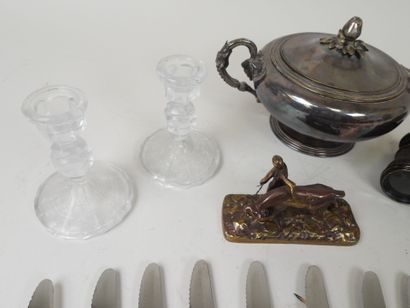 Lot de bibelots comprenant : 
- CHRISTOFLE,...