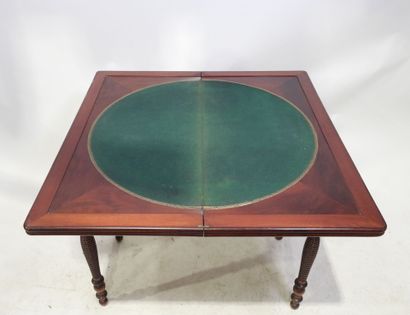 Table à jeu portefeuille en bois et placage,...