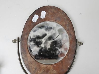 Miroir de salle de bain en applique en métal...