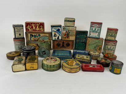 Collection de 28 boites publicitaires en...