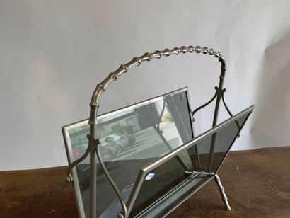 Magazine rack in metal and smoked glass,...