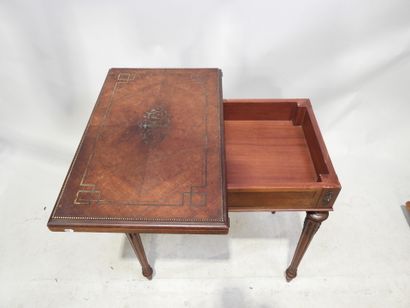 Table à jeux portefeuille en bois et placage,...