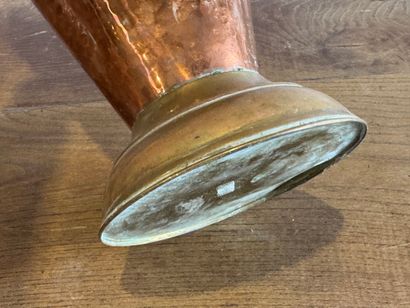 Copper and brass umbrella holder.
H. 56 cm.
(small...