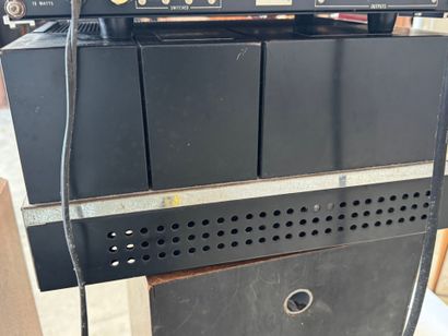 McINTOSH.
Lot comprenant :
-Ampli. 2100 (20...