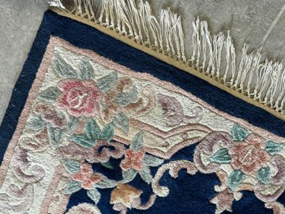 CHINA, 20th century.
Polychrome virgin wool...