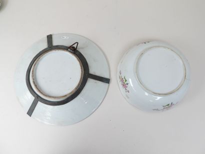 CHINE, XIXe - XXe. 
Lot en porcelaine polychrome...