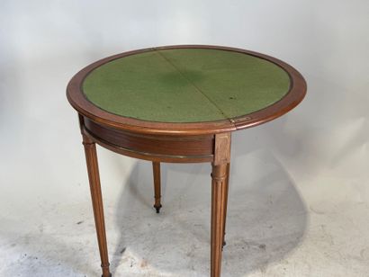 Table console demi-lune formant table à jeu,...