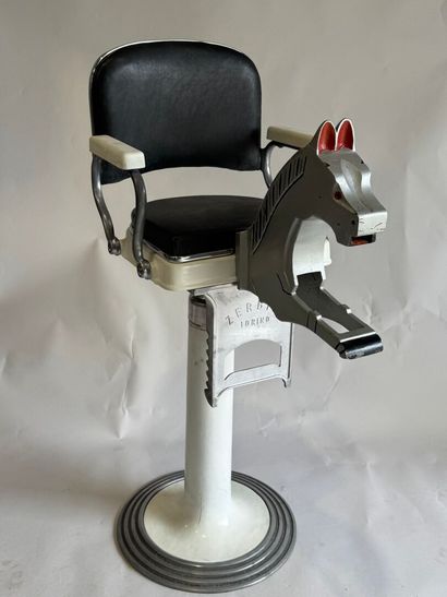 ZERBIN in TURIN.
Small hairdresser's chair...
