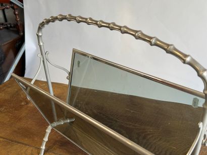 Magazine rack in metal and smoked glass,...