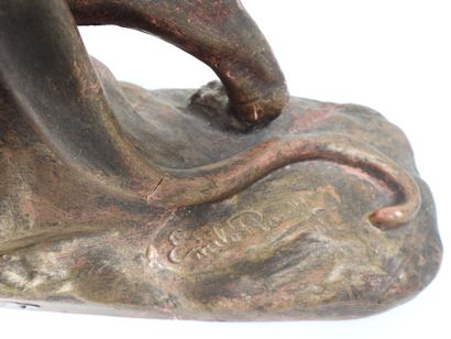 Émile ROUFF (XIXe-XXe).
Panthère à l'affut.
Sujet...