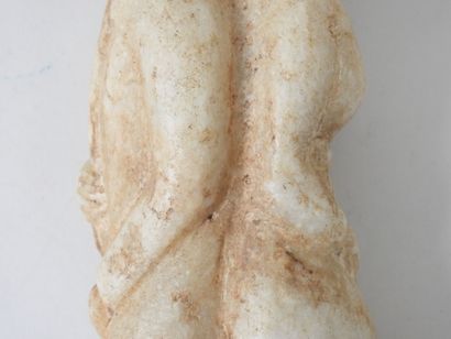 École XXe. 
Couple en pierre sculptée à deux...