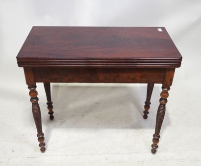 Table à jeu portefeuille en bois et placage,...