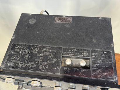 McINTOSH.
Lot comprenant :
-Ampli. 2100 (20...