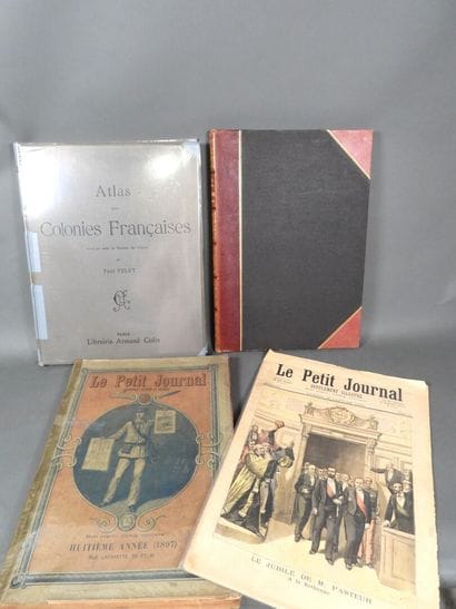 [ATLAS AND SMALL JOURNAL]
Atlas of French...