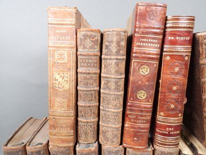 Approximately 19 in-12 volumes, mostly 18th-century...