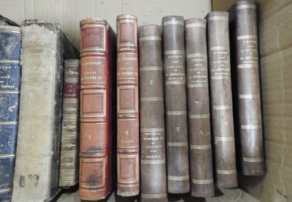RELIURE
Environ 20 volumes reliés XIXème...