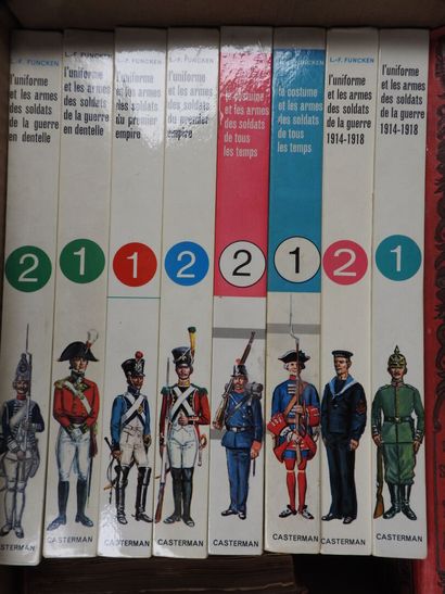 MILITARIA UNIFORMES 
16 vol. XXème formats...