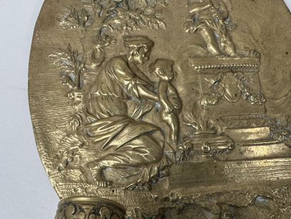 +
Paire d'appliques en bronze doré et en...