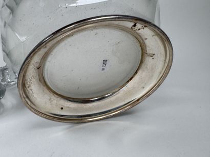 Lot en verre comprenant :
- un bougeoir ou...