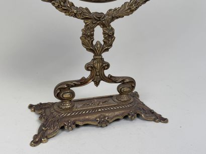 Petit miroir psyché en métal doré à décor...