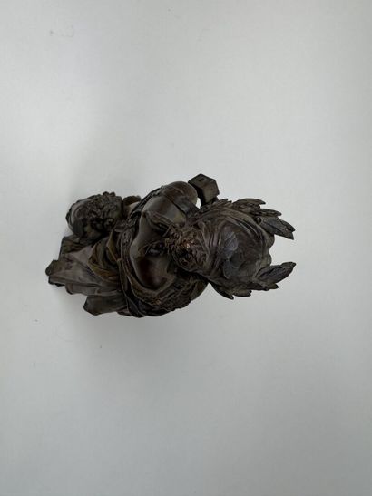 École, XIXe.
Déesse.
Sculpture en bronze...