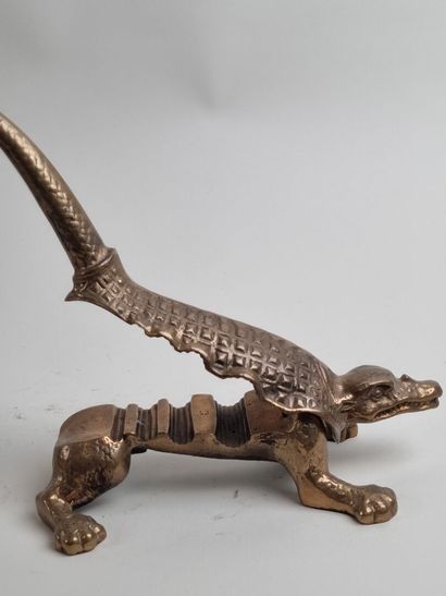 Mâche-bouchon figuratif CROCODILE version...