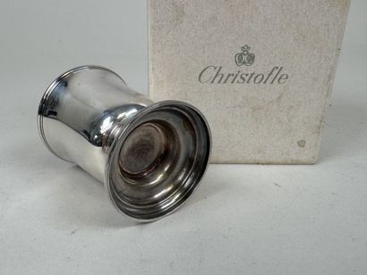 CHRISTOFLE.
Petit coquetier en métal argenté.
H....