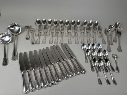 ERCUIS.
Partie de service de table en métal...