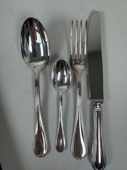 ERCUIS.
Partie de ménagère en métal argenté,...