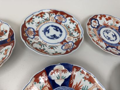 JAPON, Imari, XXe.
7 assiettes en porcelaine...