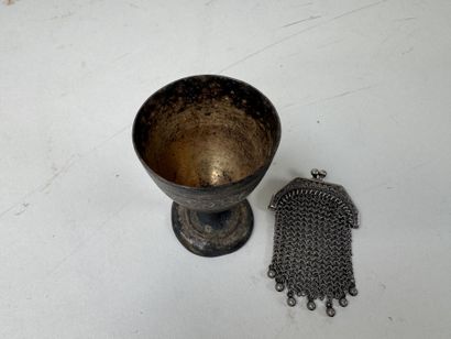 Coquetier en argent 950/1000.
Poids : 30...