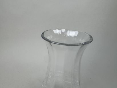 SAINT LOUIS.
Vase de forme balustre en cristal...