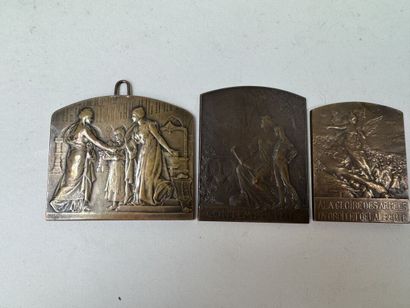 Lot de médailles en bronze et bronze argent...