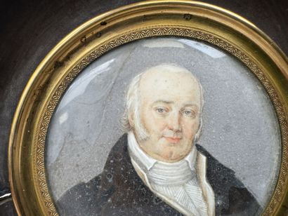 École, XIXe.
Homme à la lavallière.
Miniature...
