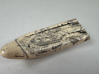 Réplique d'un SCRIMSHAW en résine à l'imitation...