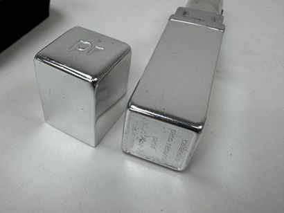PACO RABANNE à Paris et PATRYS à Paris.
Rouge...