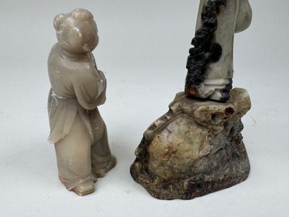 CHINE, XXe.
Personnages.
Deux sujets en pierre...