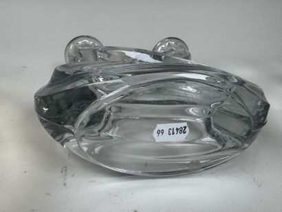Lot en verre comprenant :
- un bougeoir ou...