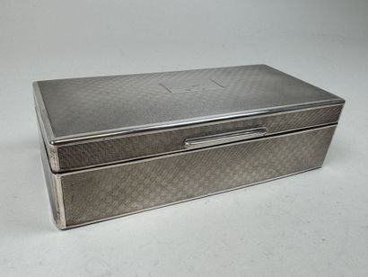 Boîte rectangulaire en argent 925/1000 guilloché...